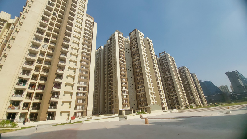 Amrapali Golf Homes project view